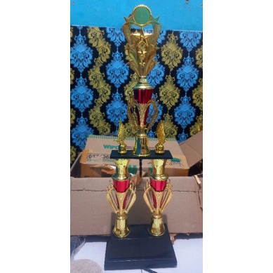 trophy piala 2 kaki