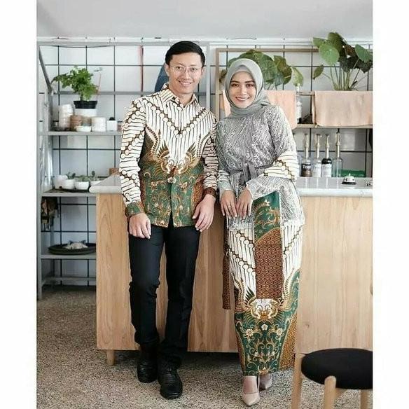 Couple Baju Batik Pasangan Keluarga Sarimbit Pesta Brukat Terbaru Set