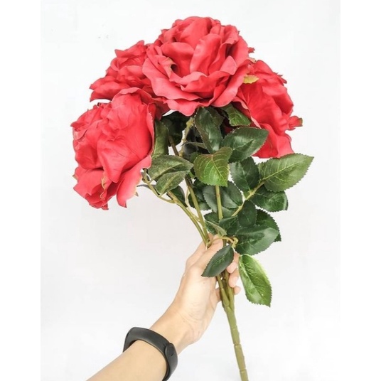 MAWAR BESAR ARTIFICIAL