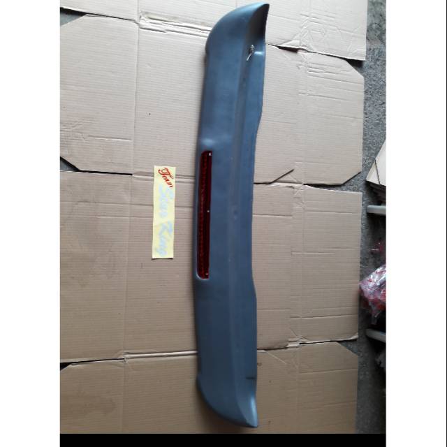 Spoiler granmax minibus dan blinvan lampu