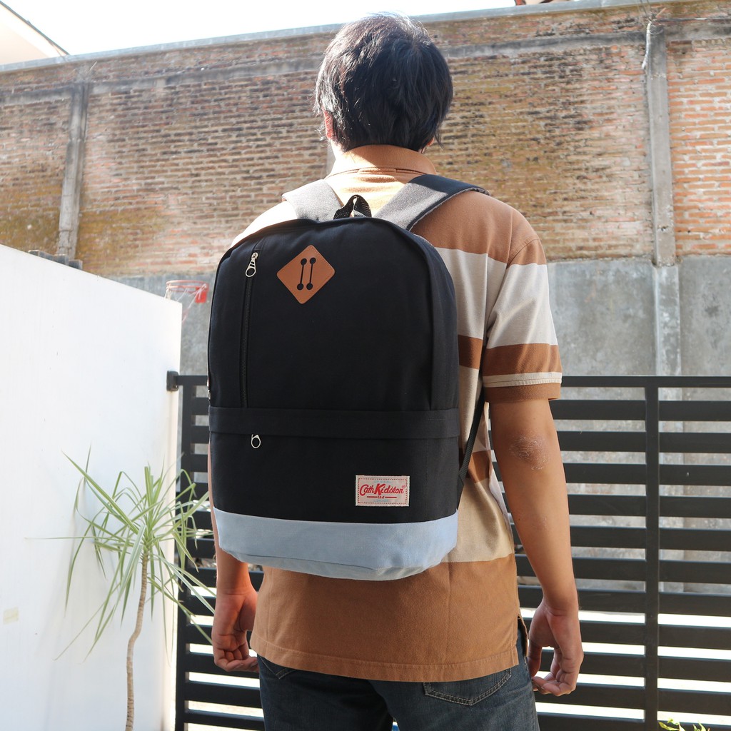 Tas Ransel Sekolah SD SMP SMA Kuliah Travelling Kanvas Simpel Distro Cowok Cewek Murah Backpack