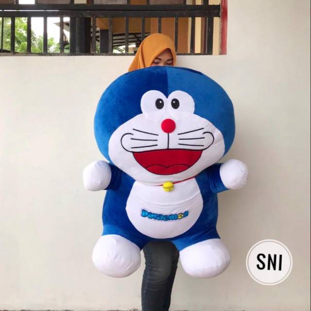 Boneka Doraemon Super Jumbo