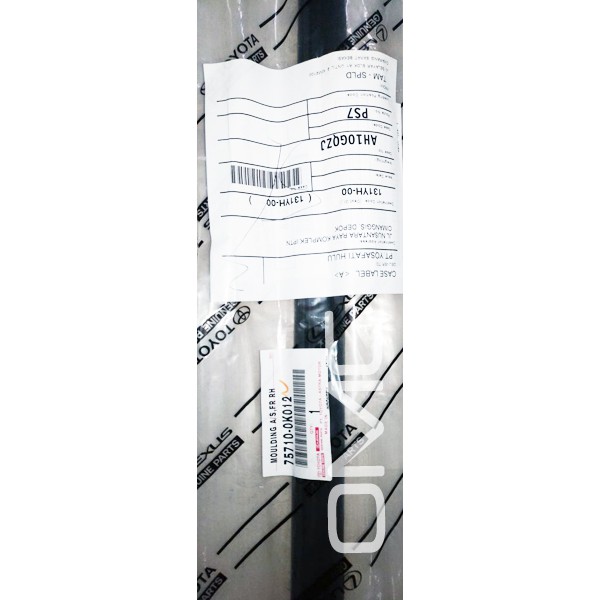 Pelipit Pintu Karet Kaca Luar Innova 75710-0K012 75720-0K012 75730-0K012 75740-0K012