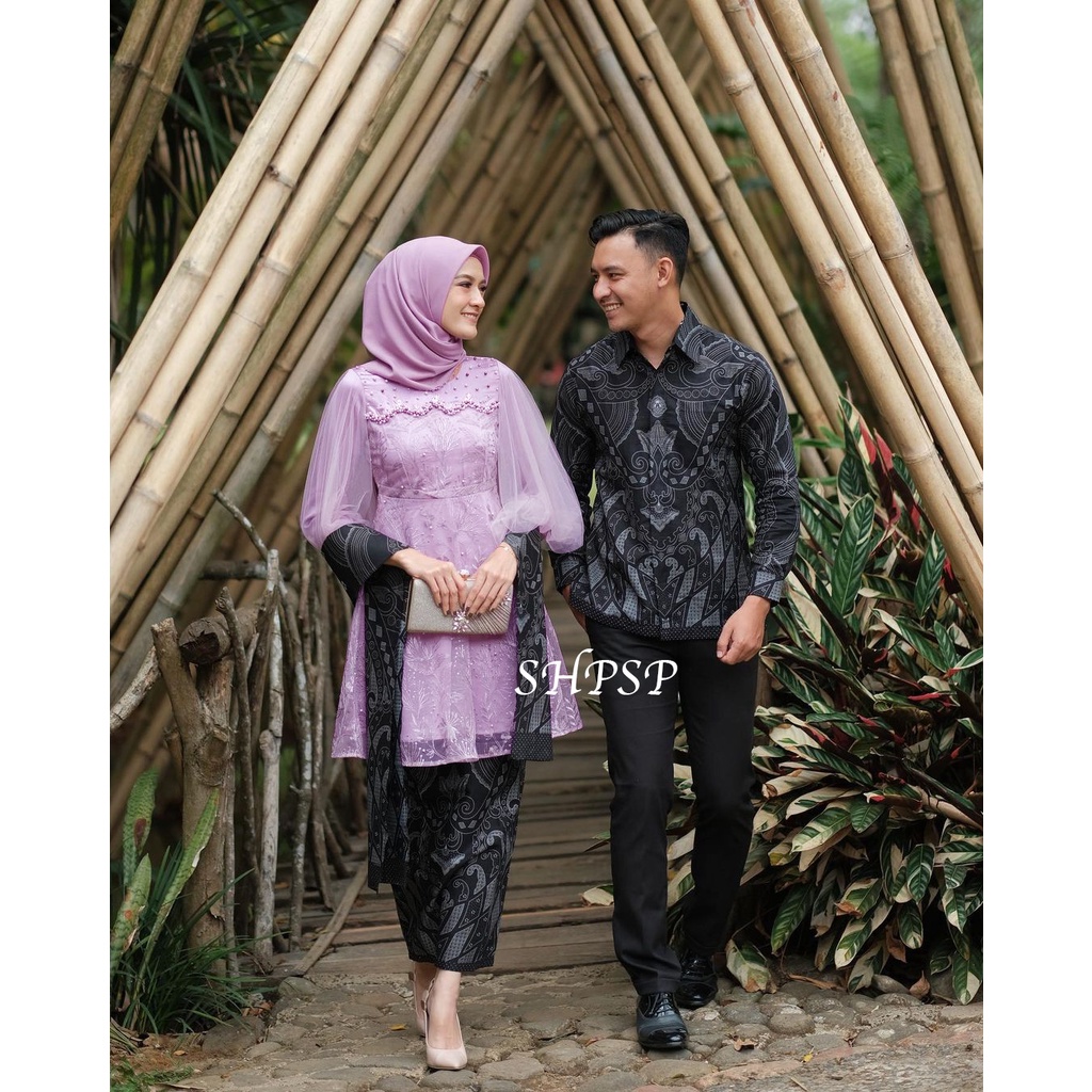 Asli Realpict - SHOPASHOP SOLO Batik Kebaya Couple Kirana Tulle Mutiara Aplikasi Payet Super Cantik Couple Laura Kebaya Brokat Tille Mutiara Mix Payet Premium Rok Span Pinggang Karet Allsize Kemeja Pria Lengan Panjang katun premium