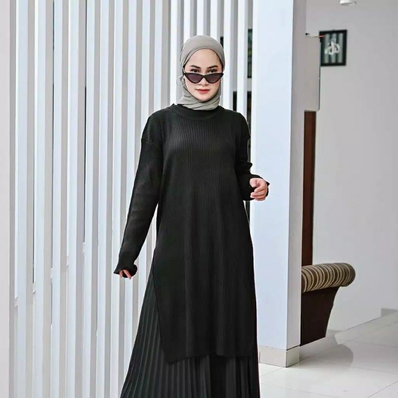 ATASAN RAJUT TUNIK KARENINA/BAJU MUSLIM