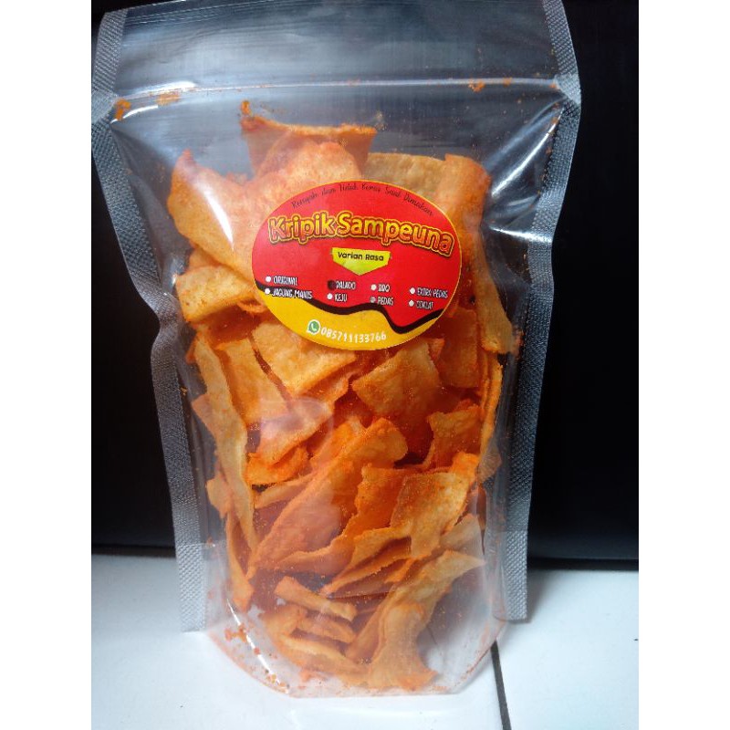 

KERIPIK keripik singkong rasa balado