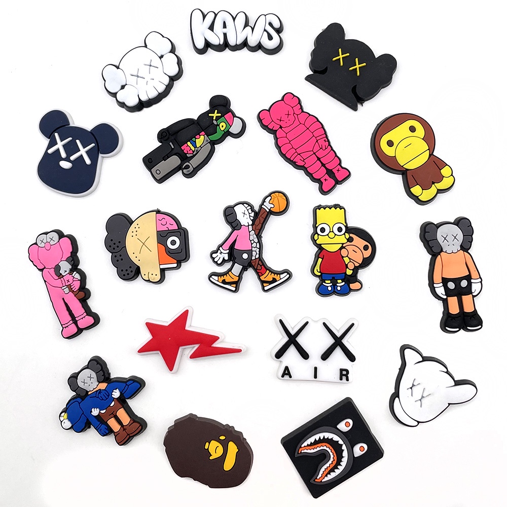 Kaws Gelang Charms Desain Crocs Untuk Hadiah Ulang Tahun