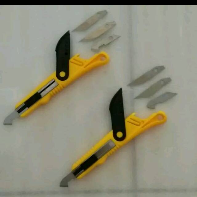 

Pisau cutter acrylic/akrilik