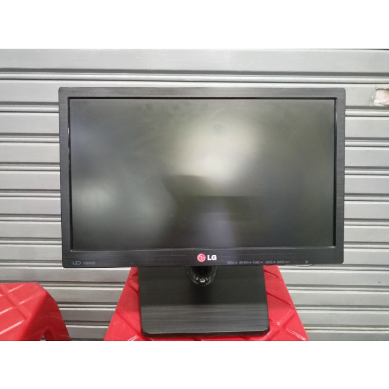 MONITOR LG LED 16 INCH