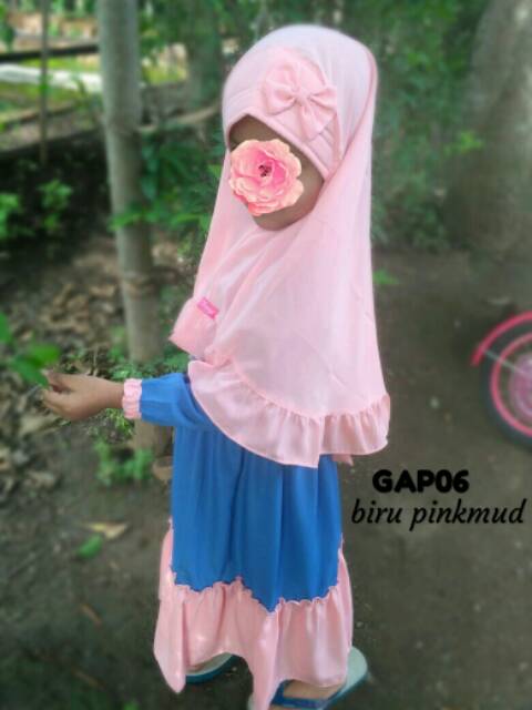 Set banat syar'i/ Set gamis anak size 3 - 6 thn