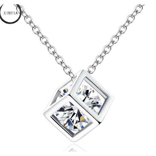 (COD) Kalung Alloy Anti Karat Crystal Berlian KW Fashion Model Titanium Putih MALLSHOPPING