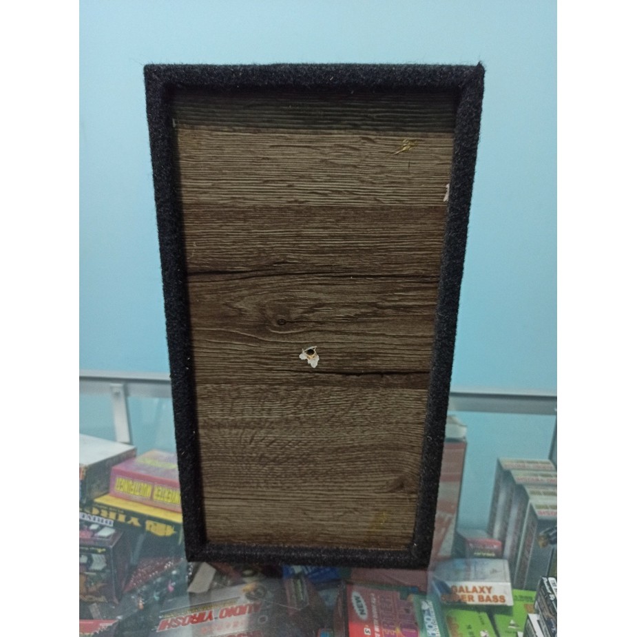 BOX SPEAKER 6 INCH TEBAL KUAT karpet