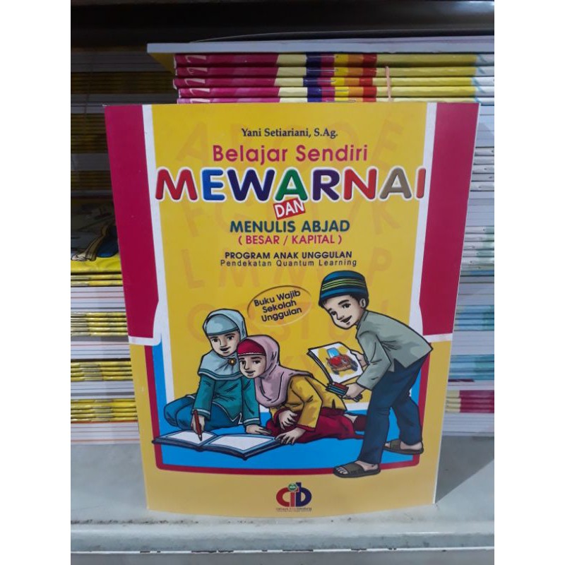 

belajar sendiri mewarnai dan menulis abjad besar atau kapital