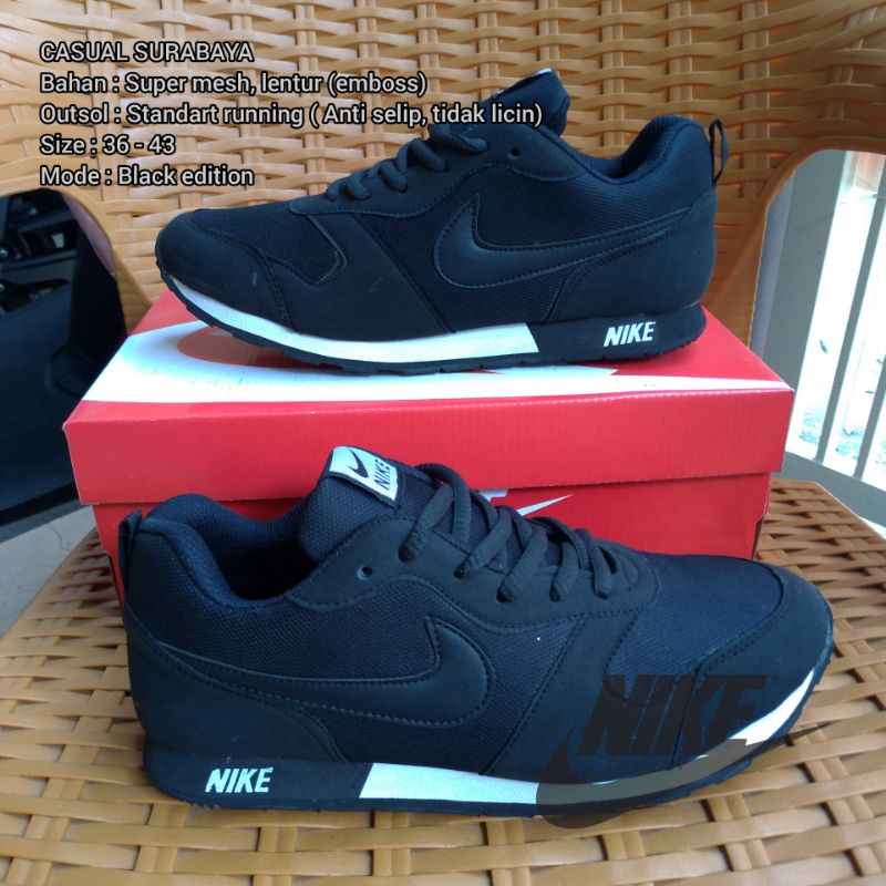 SEPATU SEKOLAH NK HITAM ALAS PUTIH MD RUNNER