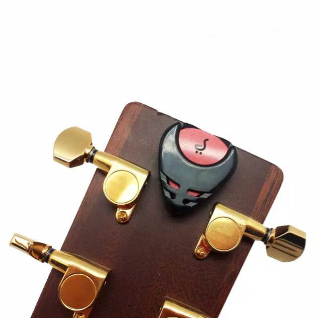 (NCS) MURAH Pick Gitar Holder Plektrum Guitar Pick Box Color Premium Universal Heart shaped Paste