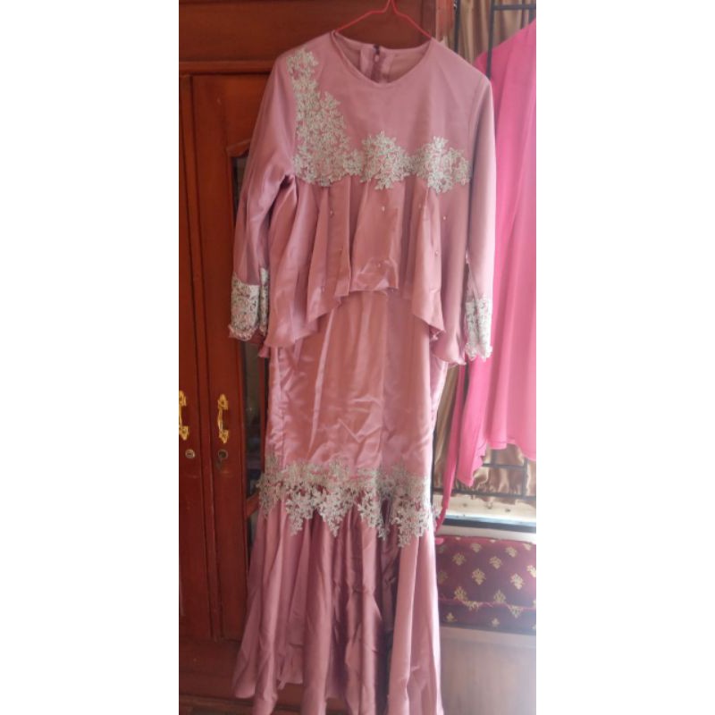 SOLD preloved gaun mewah