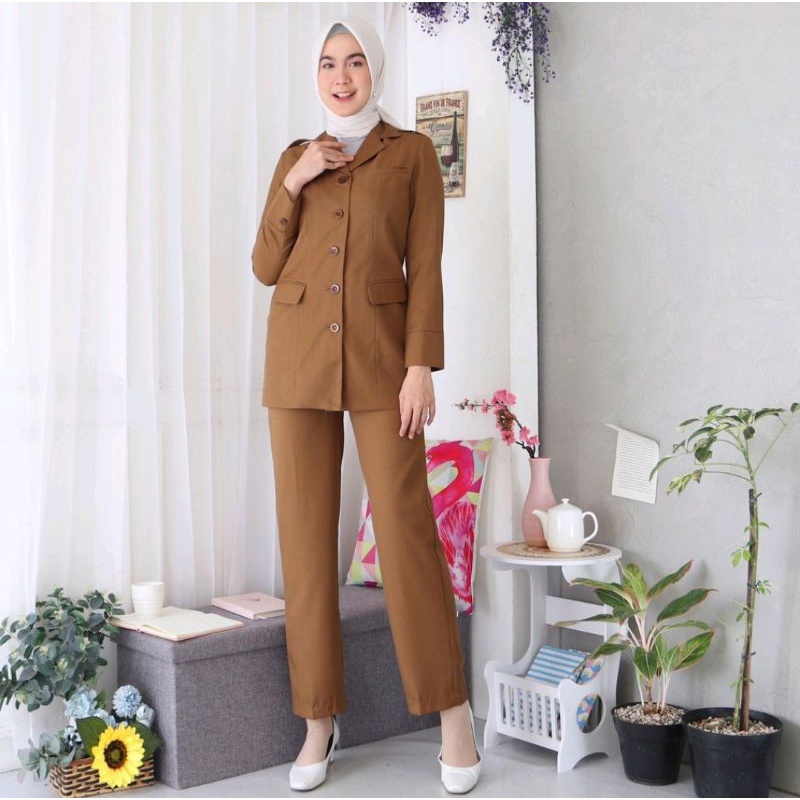 Baju Pemda celana / Baju Pemda Rok A / Baju Pemda Rok Span / Seragam Pemda Wanita / Baju PNS Wanita / Baju Pemda Khaki / Keki Tua / Pemda Tua aceh /Seragam Pemda Aceh / Baju Pemda Aceh / Baju ASN PNS Pemda Tua / Pemda Coklat Tua