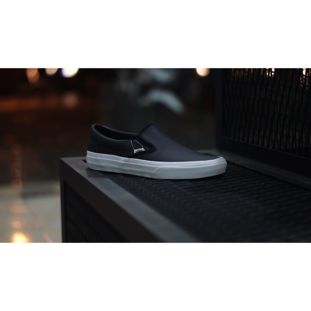 Vans Slip On Perf Leather Black