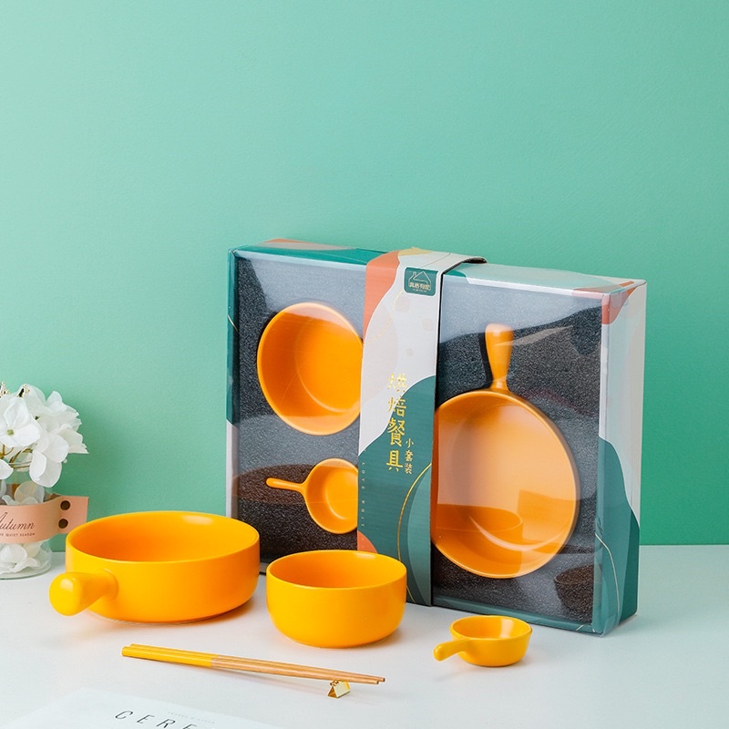 Hampers Gift Box Mangkok Piring Keramik Set