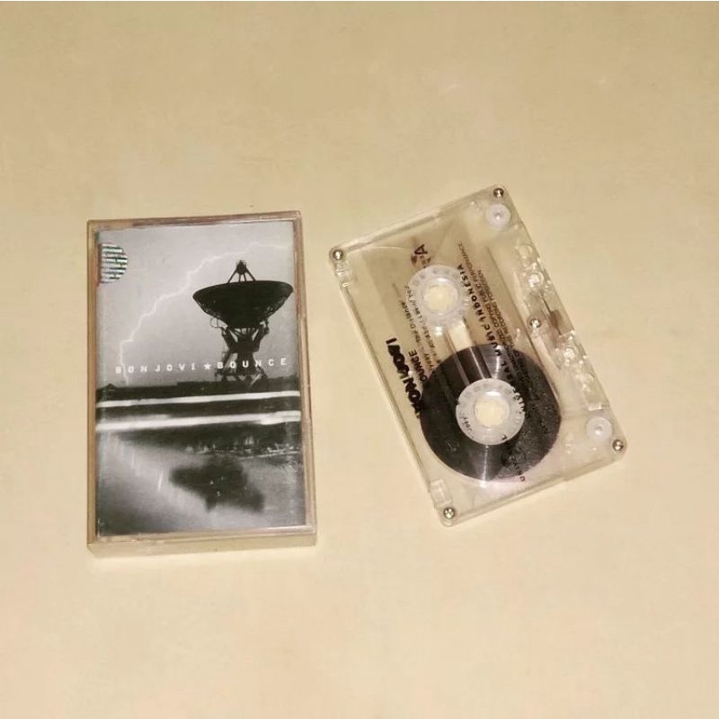 kaset bon jovi bounce