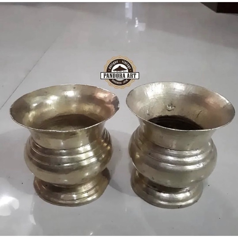 Vas paidon kuningan size mungil