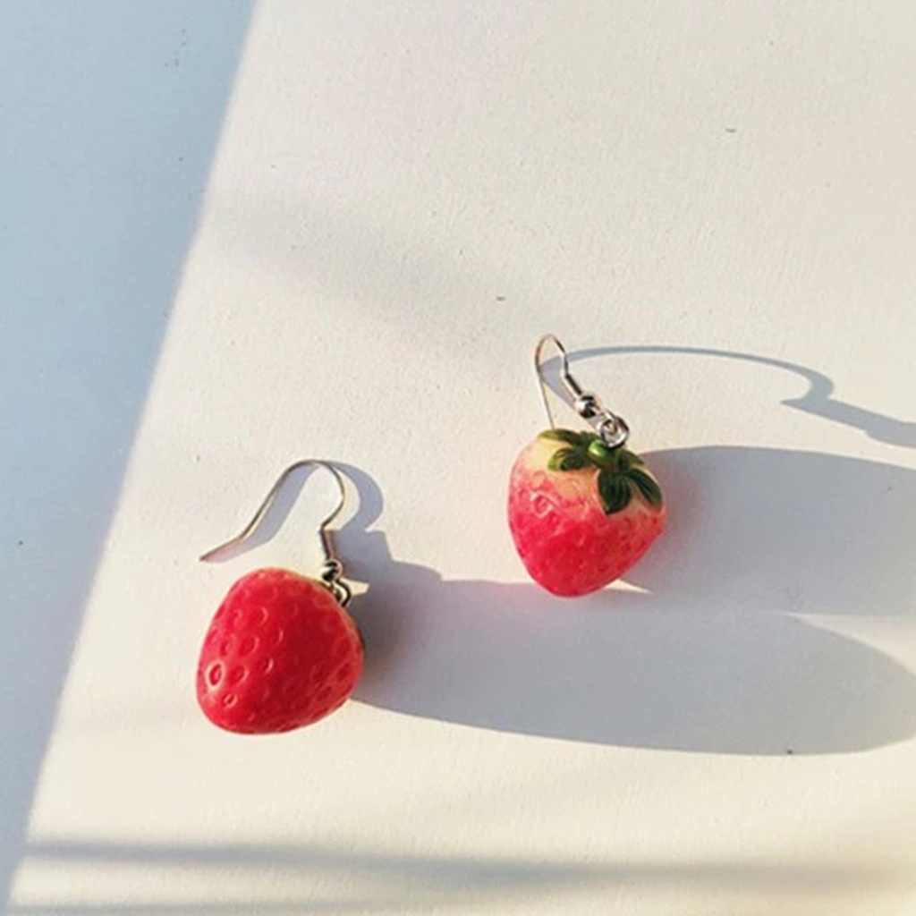 Hu Hu Hu Hu Hu Alat Bantu Pasang Kacamata♡ 1 Pasang Anting Kait Menjuntai Desain Buah Strawberry Warna Merah