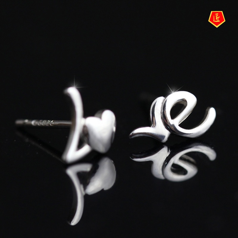 [Ready Stock]Fashion Silver Love Ear Studs