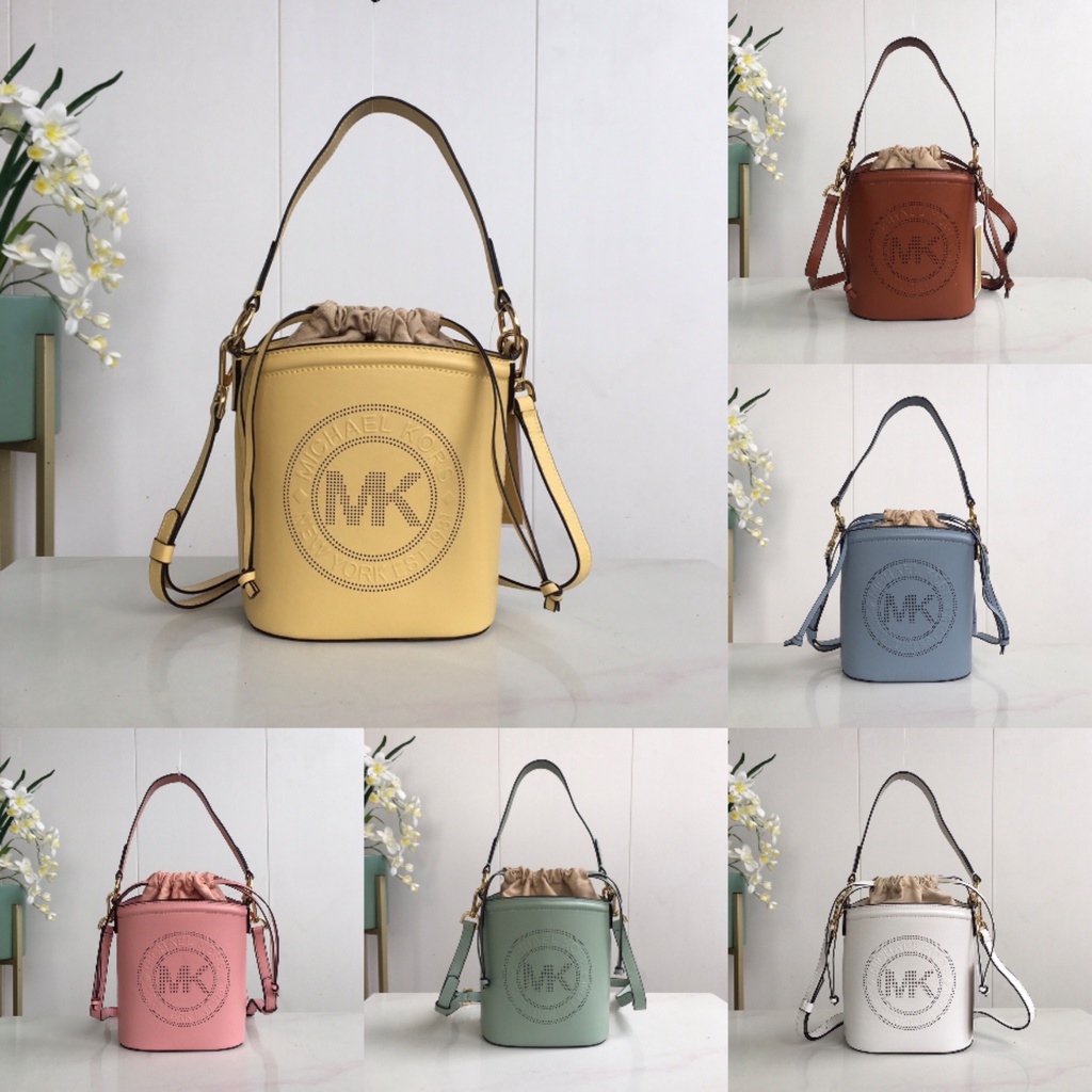 Original 2023 MK New Monogramme Classic Bucket Bag Crossbody Shoulder Bag M9977