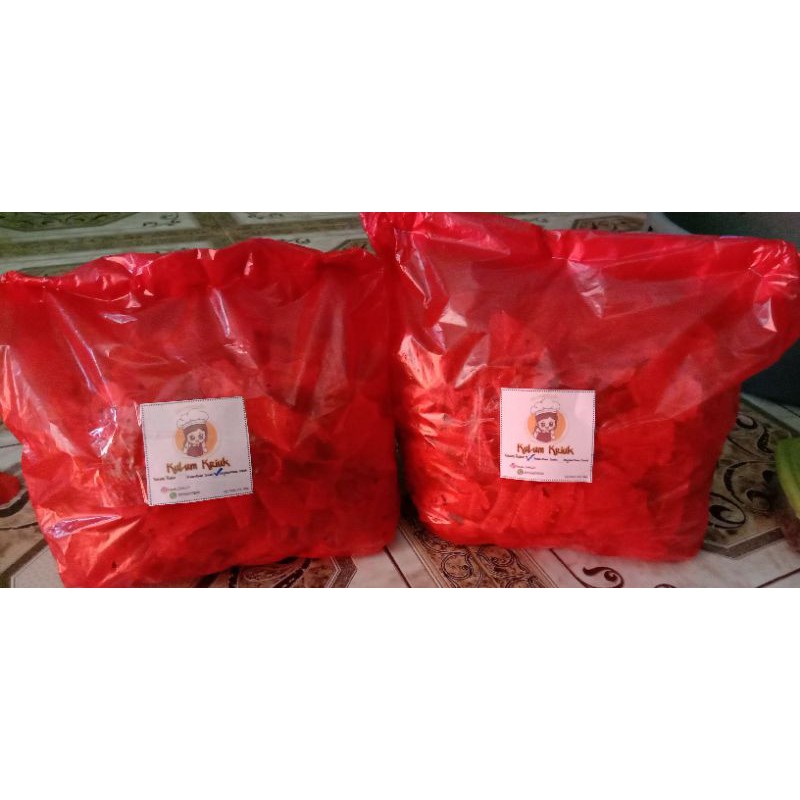 

SETENGAH KG KRIPIK KULUM KRIUK