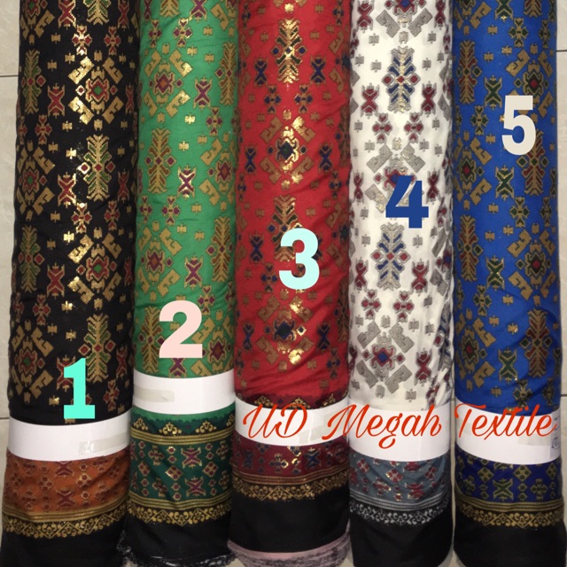 B37 Kain Batik Semi Sutra Foil Mewah Dan Ekslusif Lb115 Harga Per 1 Meter Shopee Indonesia