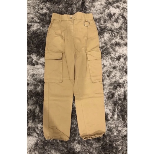 bershka beige cargo pants
