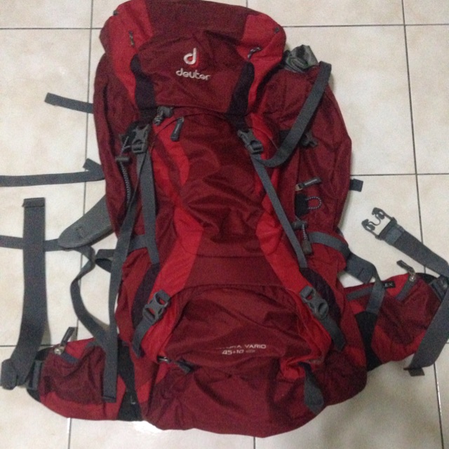 Deuter keril maroon