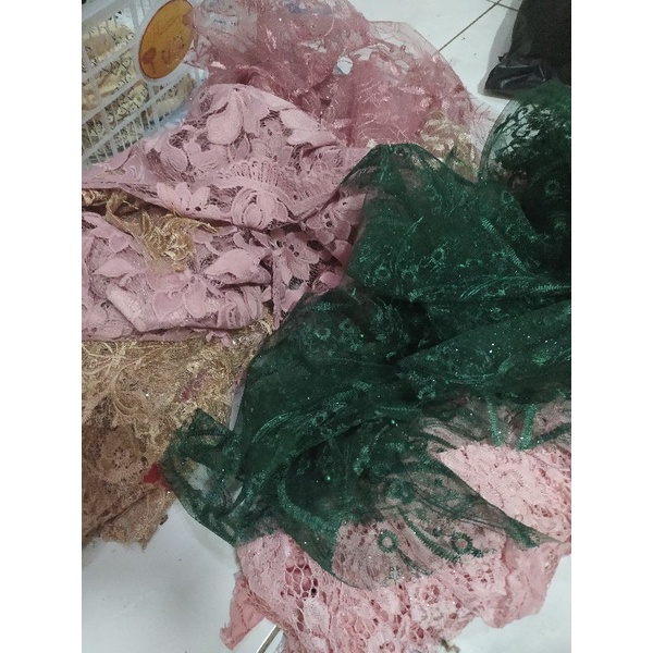 Perca brokat kiloan campur