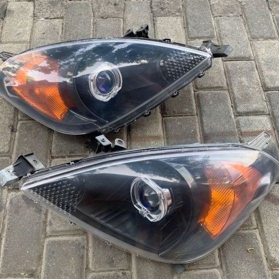 HEADLAMP INNOVA SMOKE & PROJIE 2004- 2010