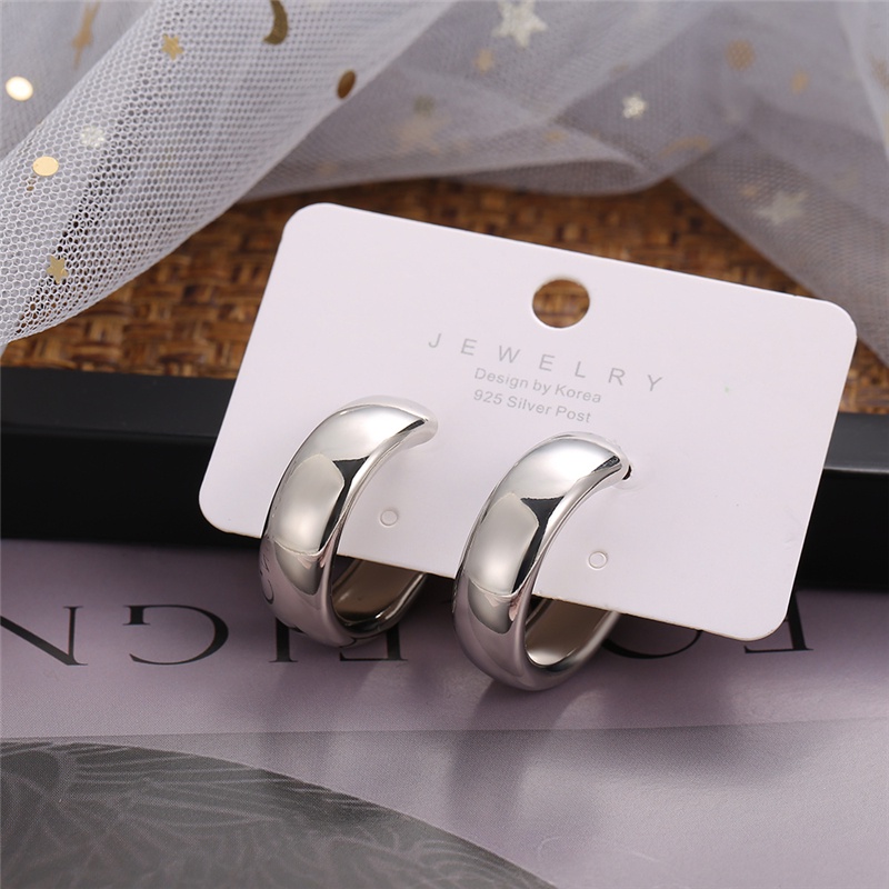 Anting Bentuk Lingkaran Geometris Warna Emas Gaya Retro Korea Untuk Aksesoris Perhiasan