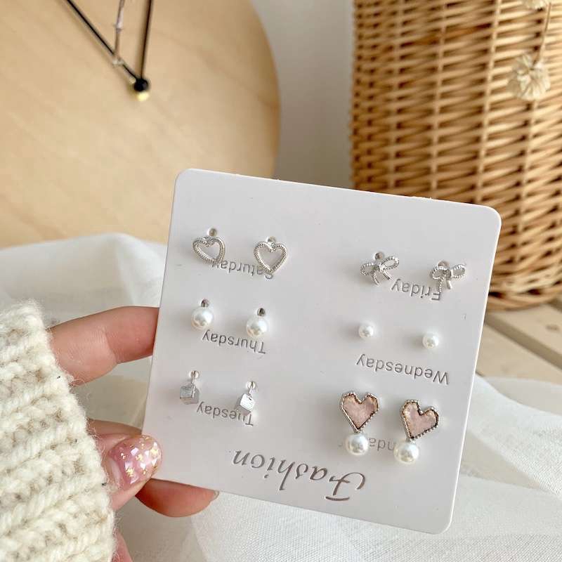 6 Pasang / 4 Pasang Anting Stud Kristal Mutiara Bentuk Bulan Bintang Bahan Alloy Gaya Korea Minimalis #7