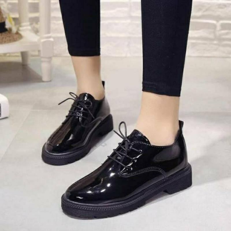 Sepatu Loafers Wanita Murah Oxford Sepatu Docmart Kulit Sintetis Hitam Sepatu Docmart Wanita Basic