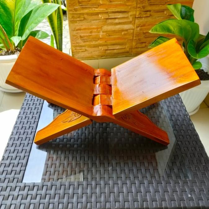 

Rekal Al-Quran Ukuran Lebar 20Cm. Tatakan, Dudukan Alquran Terlaris