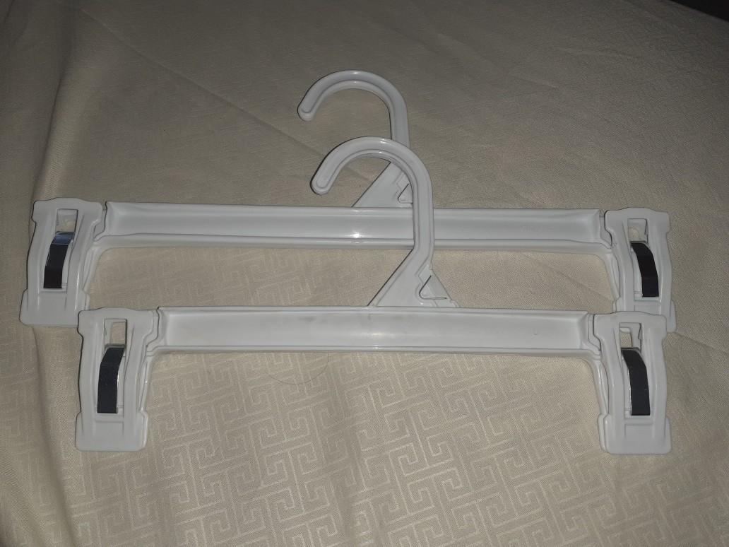 Hanger Jepit  Gantungan Baju Anak 25cm Bahan Plastik