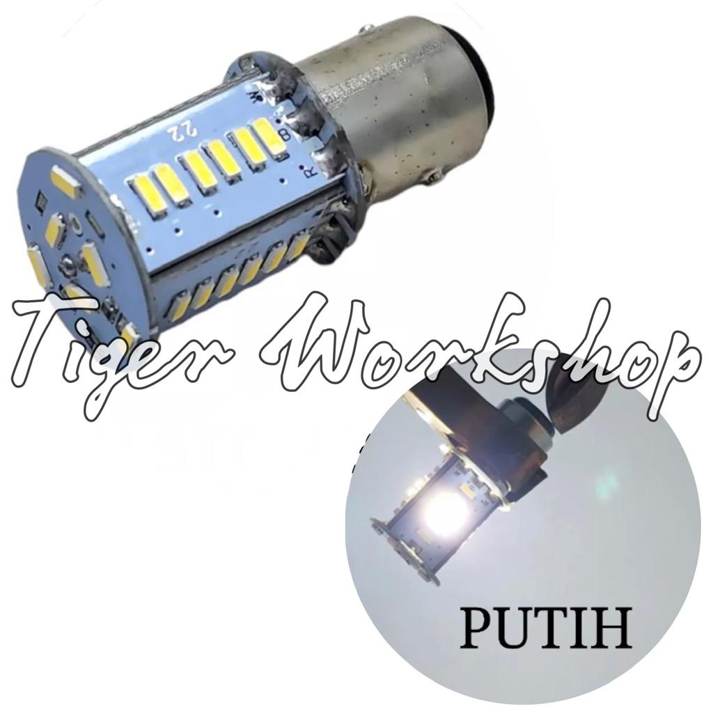 Lampu Rem Stop LED Bayonet 30 Mata Running Kedip Kaki 2 DC-12 V Universal  Motor Mobil Image 3