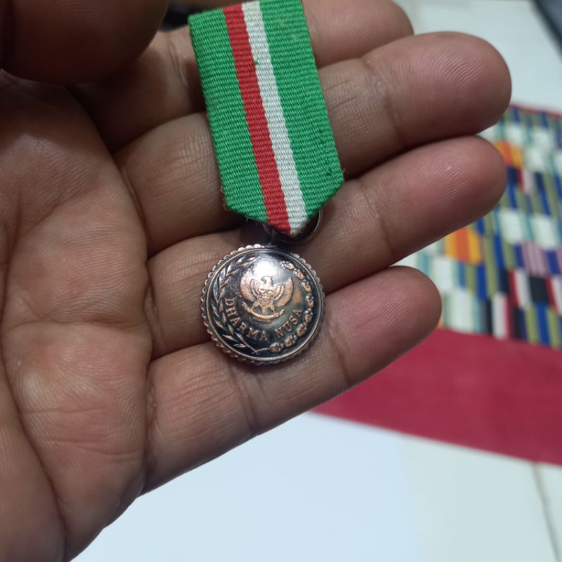 SATYALANCANA DHARMA NUSA