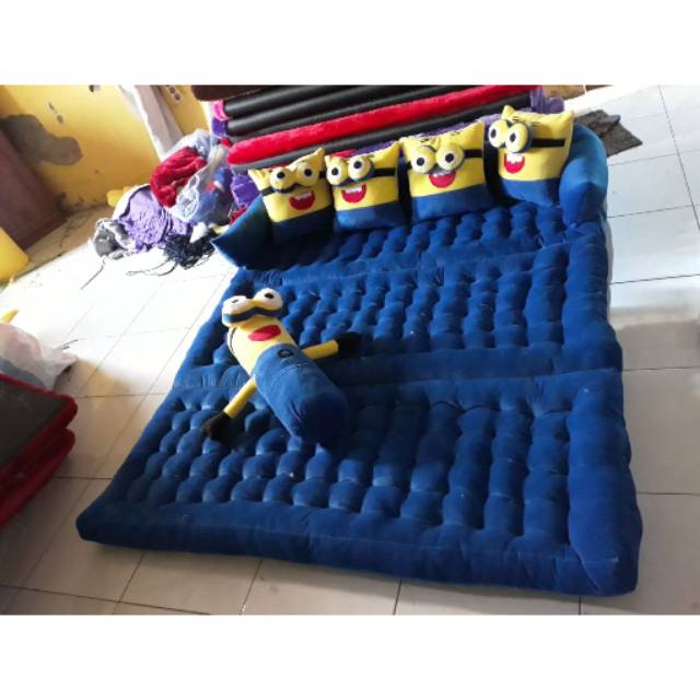 Kasur lantai karakter