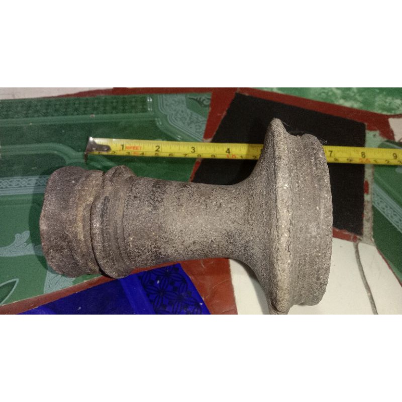 1 biji tutup guci temuan sungai