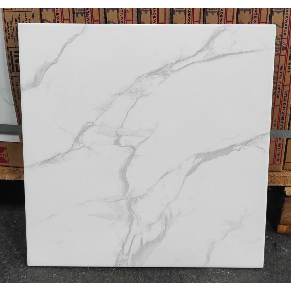 keramik lantai IKEMA  XS SAVANA 40X40