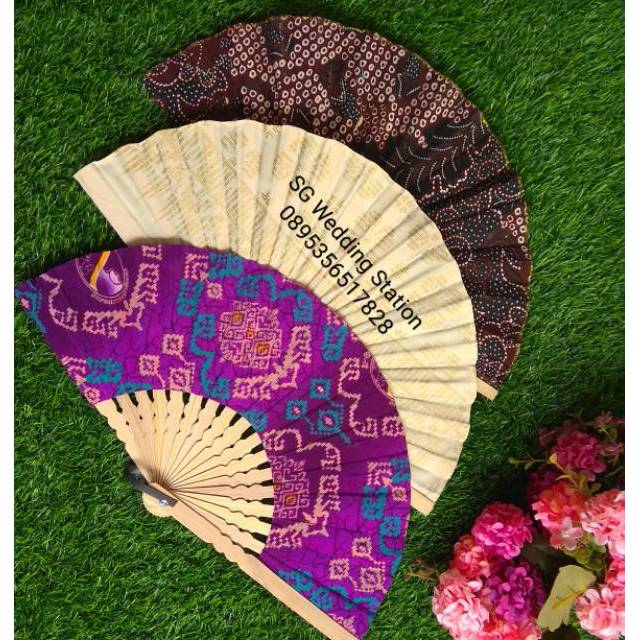 Souvenir Kipas Batik Jumbo Kemas Plastik
