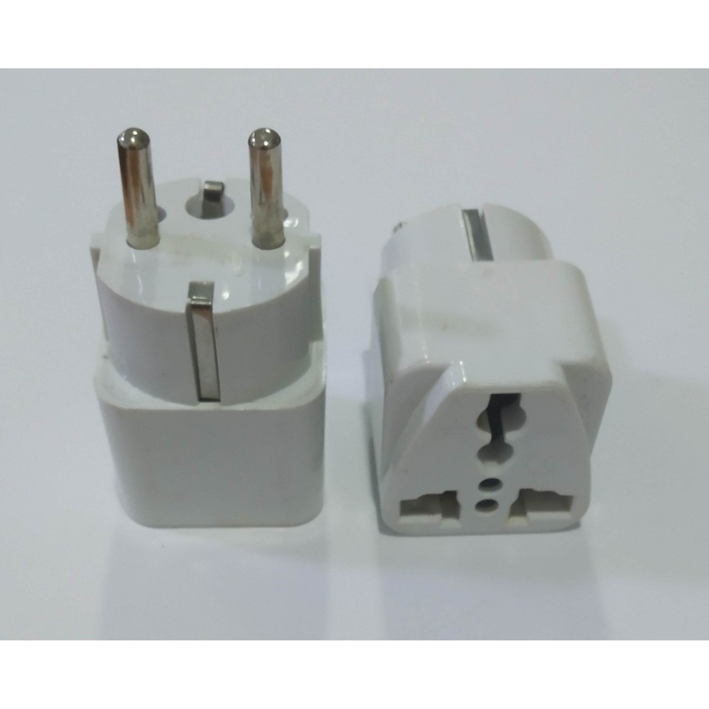 Colokan listrik over steker adapter plug