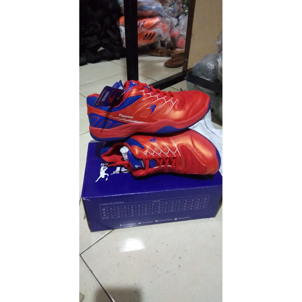 sepatu badminton flypower kalasan 2