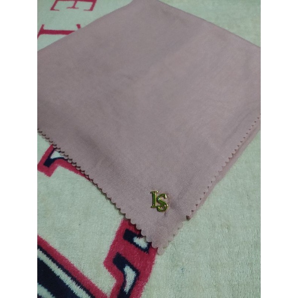 segi empat la sabelle polos