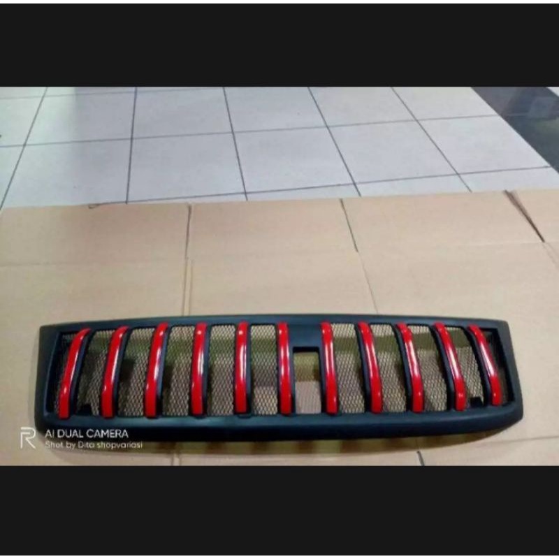 Grill Apollo Terios Rush lama lis merah