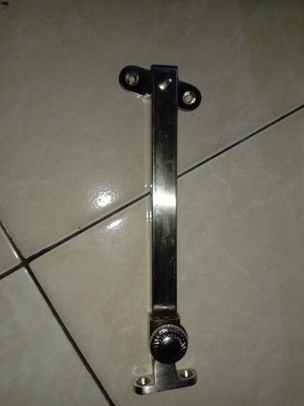 Lamskar Putar Kunci Jendela Hak Angin Cantelan Jendela